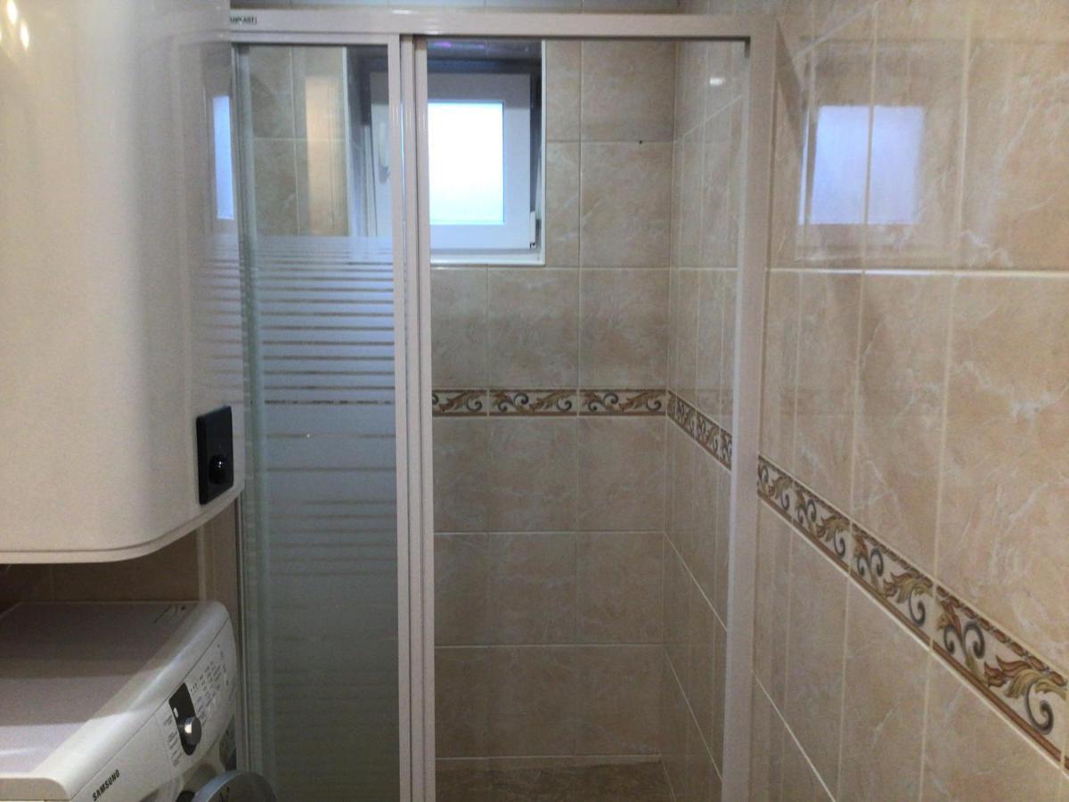 Рукавичка Yaremtche Extérieur photo